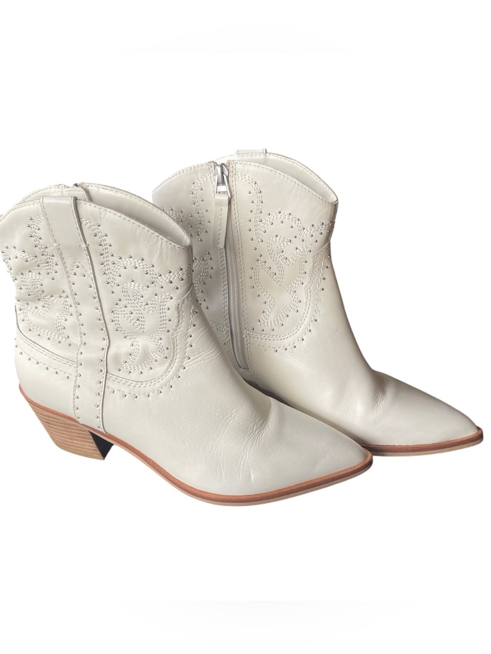 Dolce Vita Women’s Off White Leather Studded Western Ankle Boots 9 Pointed Zip